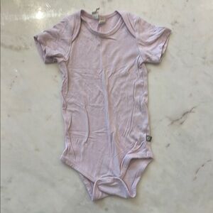 Kyte BABY short sleeve onsie 6-12mos